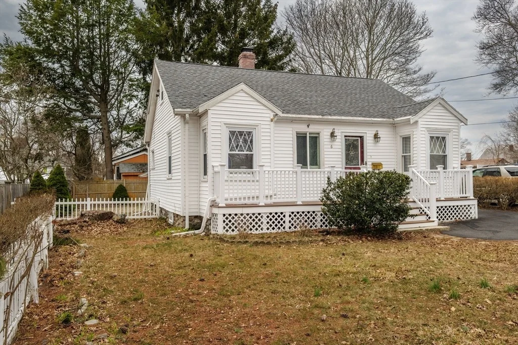 Photo of 6 Hayes Ave