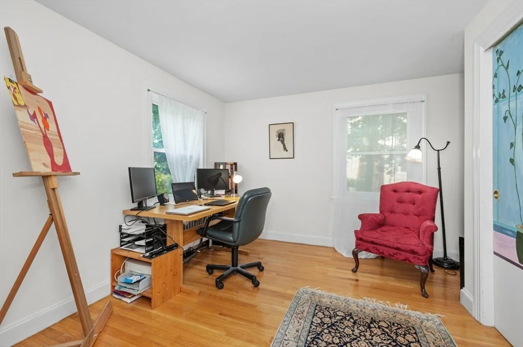 Photo of 18 Edgewood Rd