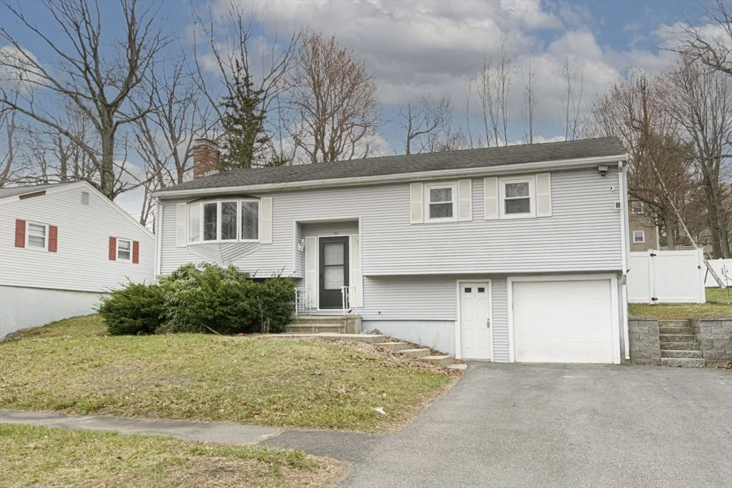Photo of 52 Venus Dr
