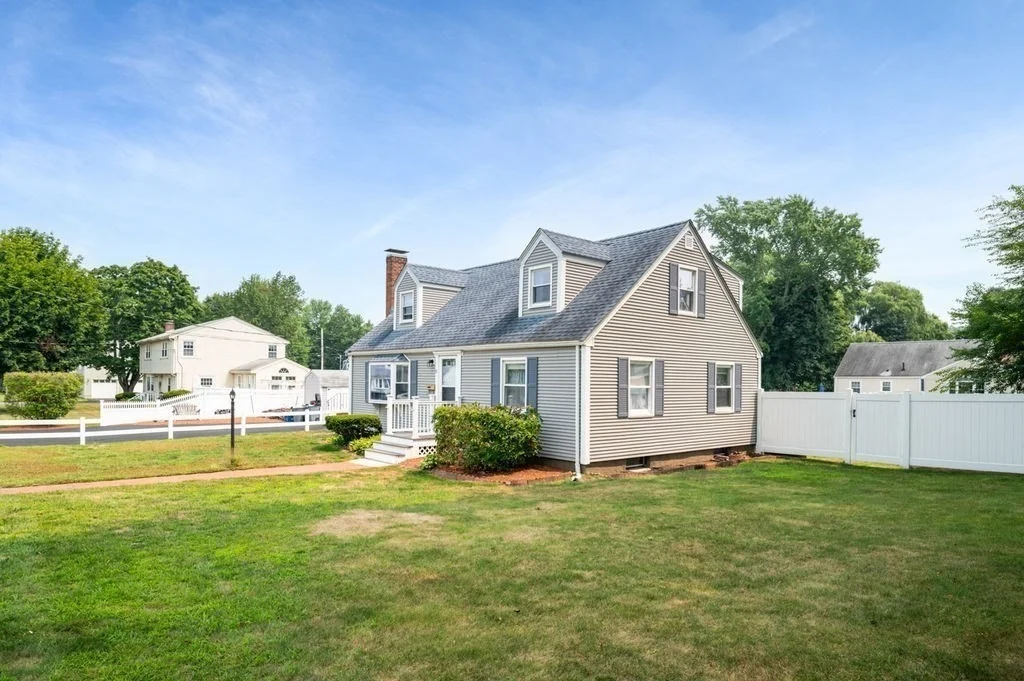 Photo of 10 Mount Pleasant Dr