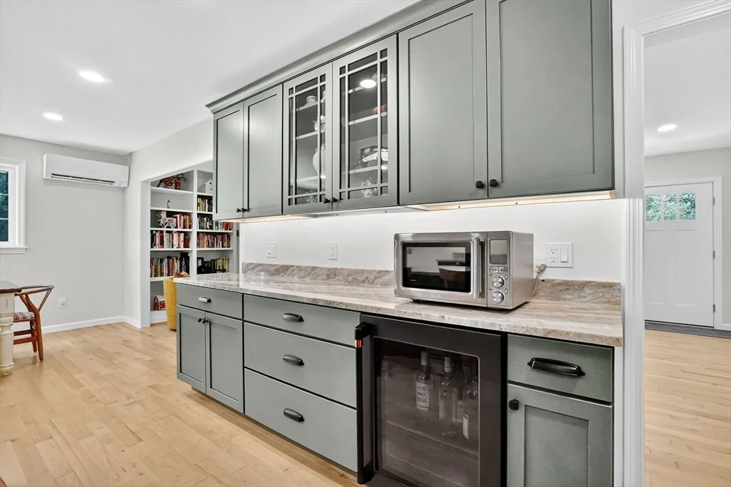 Photo of 41 Dennis Rd