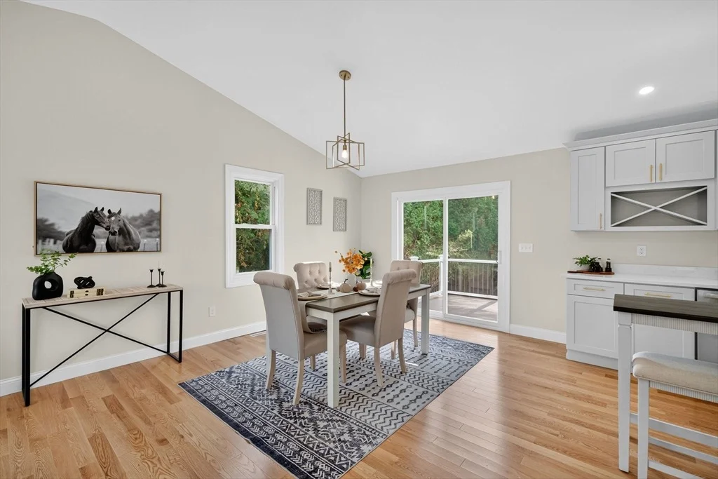 Photo of 48 Valley View Dr
