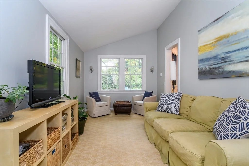 Photo of 54 Colburn Rd