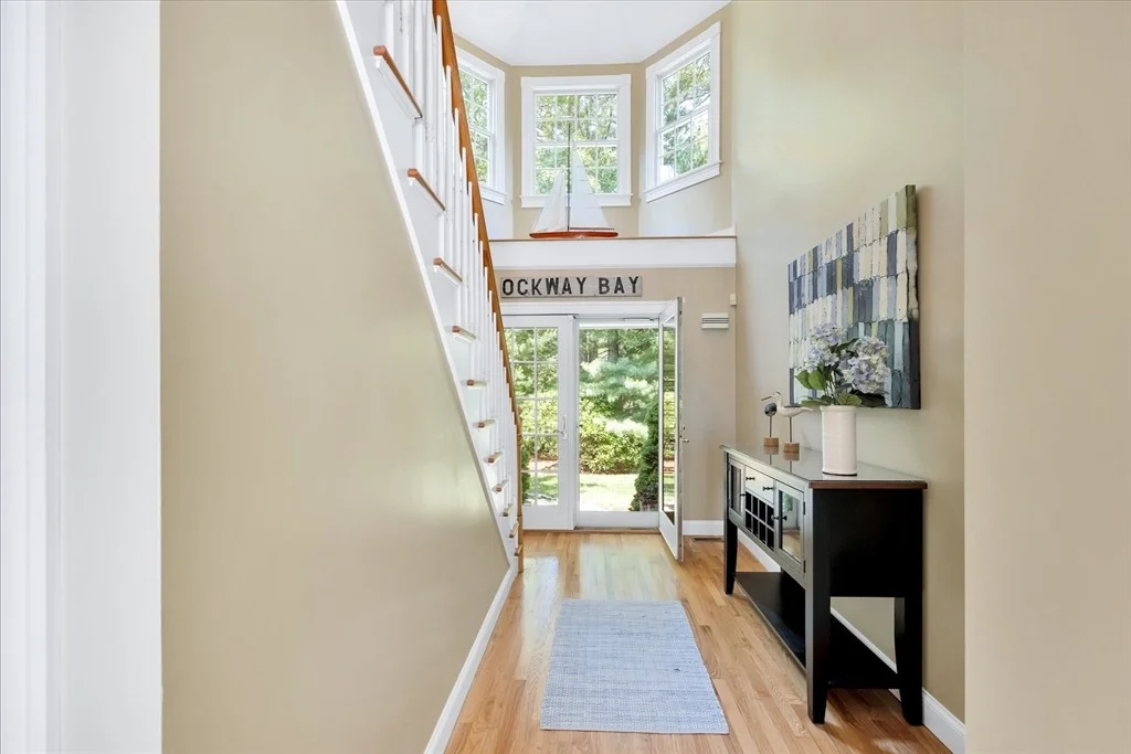 Photo of 72 Highwood Way