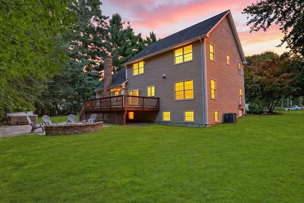Photo of 19 Bellows Rd