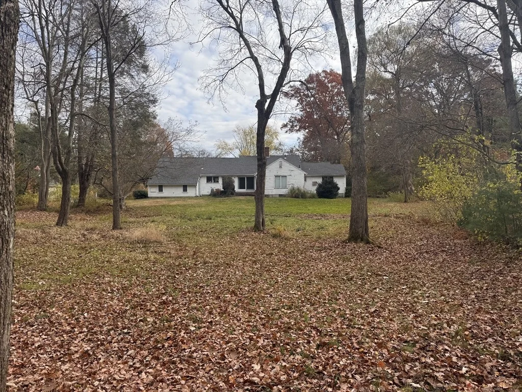 Photo of 14 Meadowbrook Rd