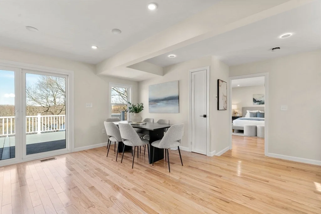 Photo of 243 Riverside Dr