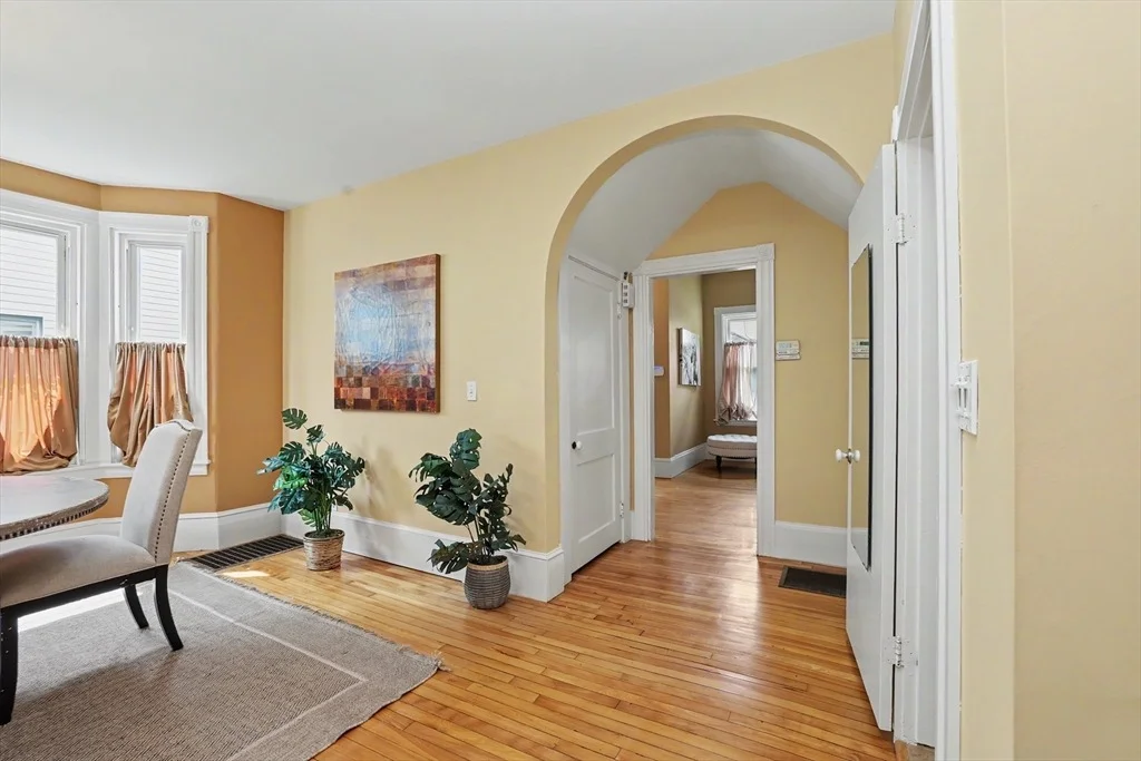 Photo of 83 Beacon