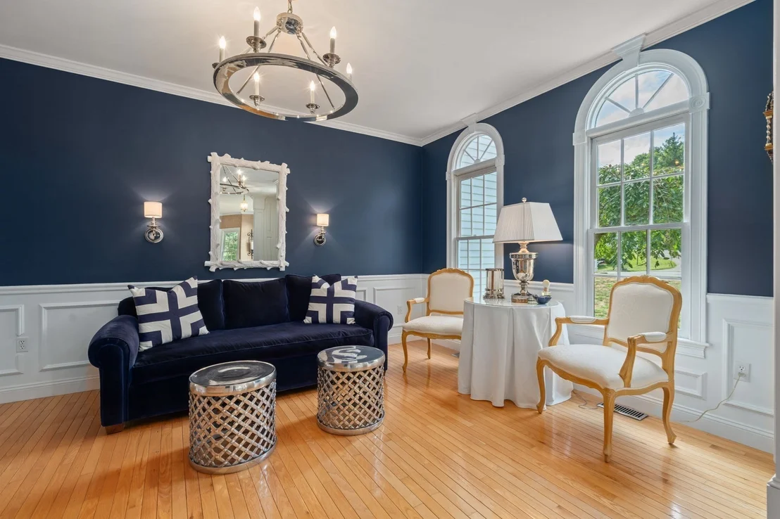 Photo of 65 Deerpath Road