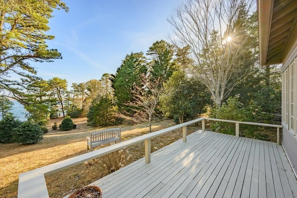 Photo of 74 Lakeview Dr