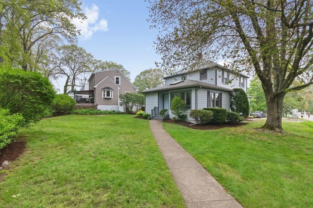 Photo of 27 Locust St