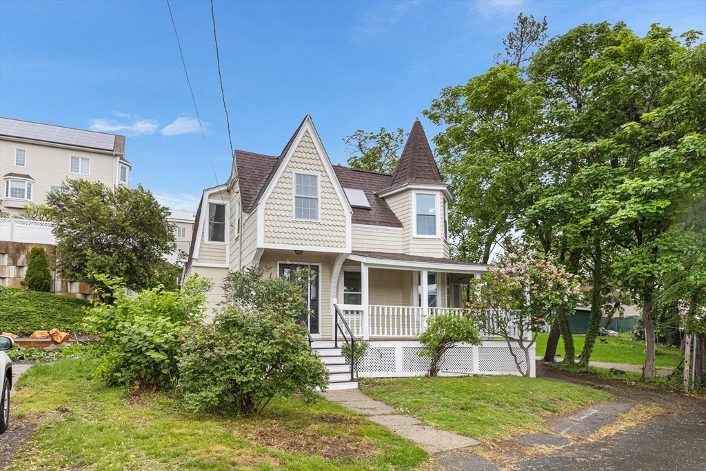 Photo of 136 Locust Way