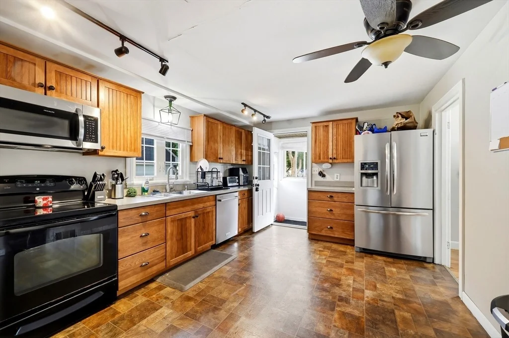 Photo of 15 Lucerne Road