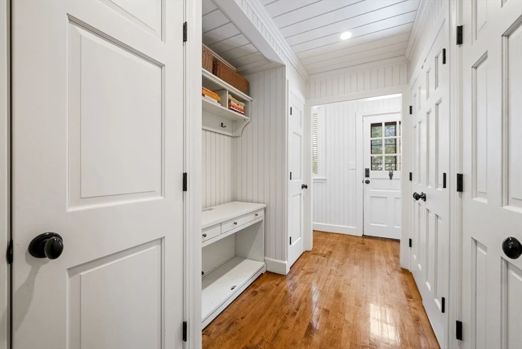 Photo of 25 Longmeadow Road