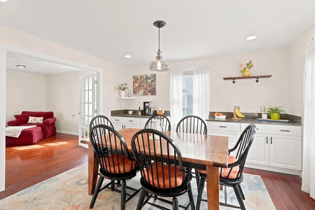 Photo of 33 Fairway Dr