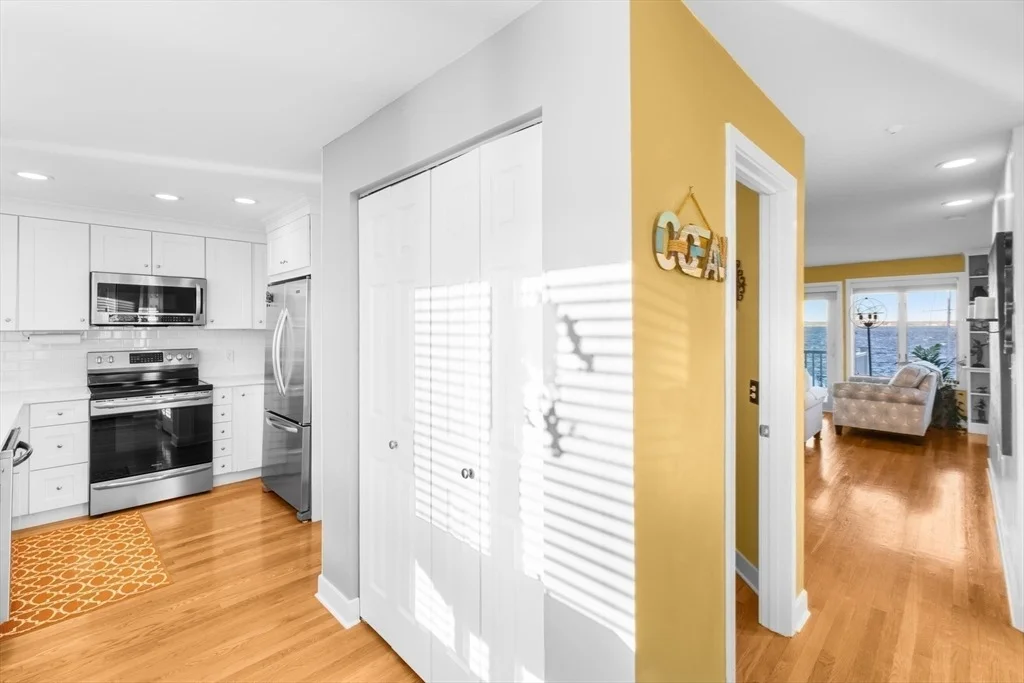 Photo of Unit 4413 at 700 Shore Dr