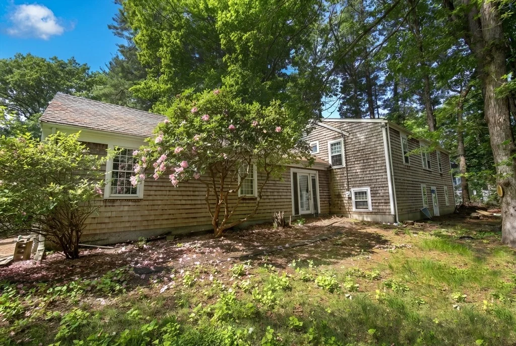 Photo of 85 Fox Hill Dr