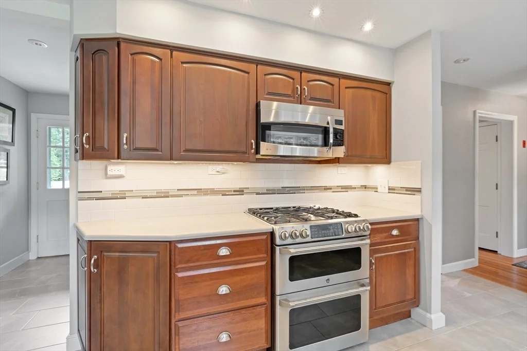 Photo of 2 Knollwood Drive