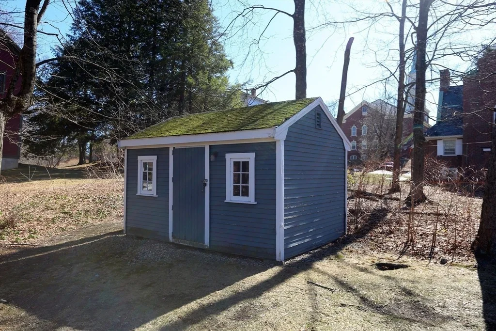 Photo of 154 Main St