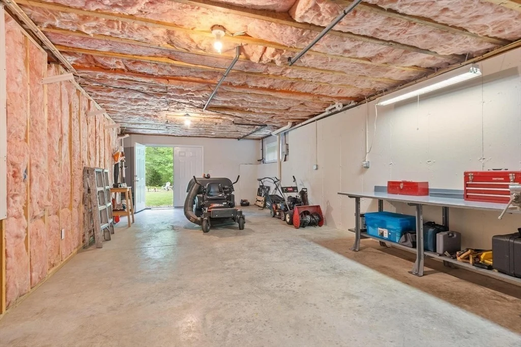 Photo of 175 State Rd