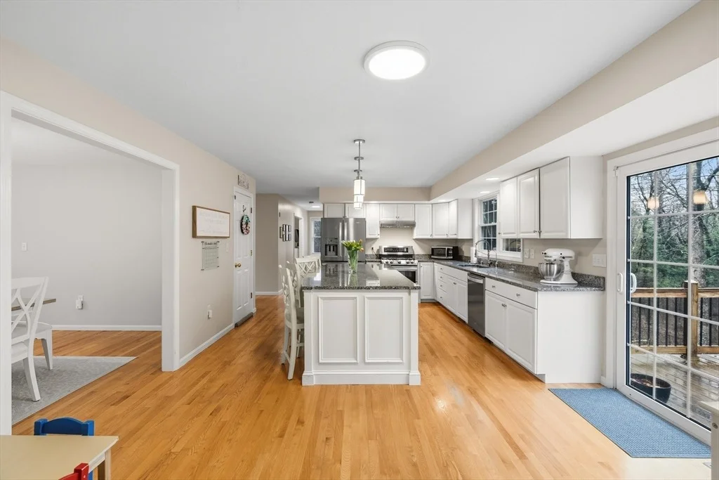 Photo of 380 Richardson Road
