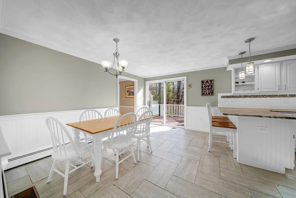 Photo of 315 Candlestick Rd
