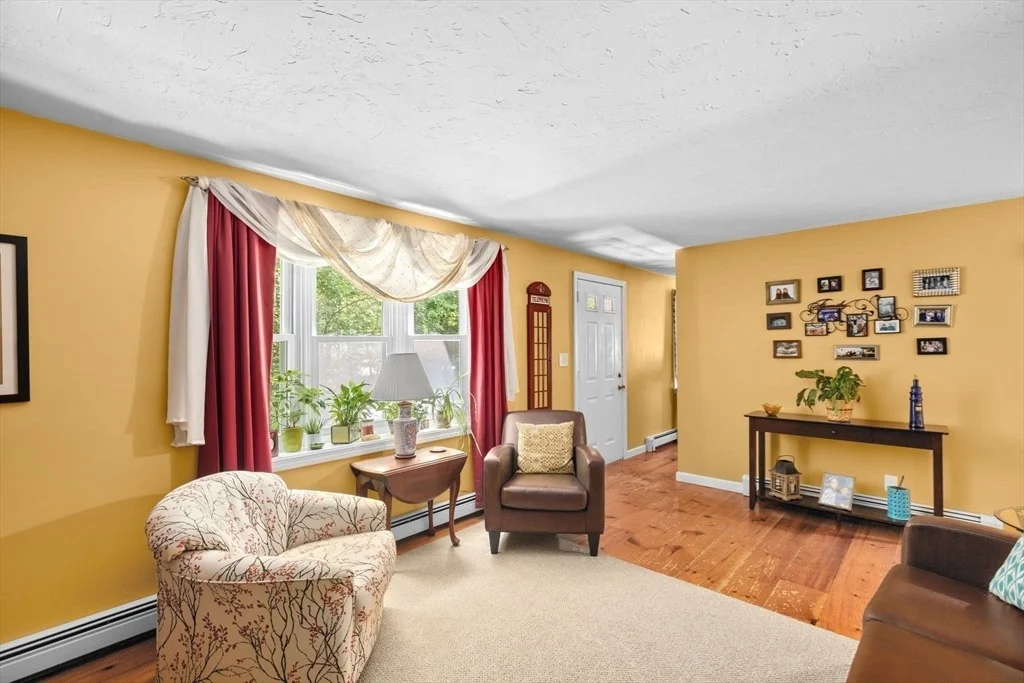 Photo of 58 Pudding Brook Dr