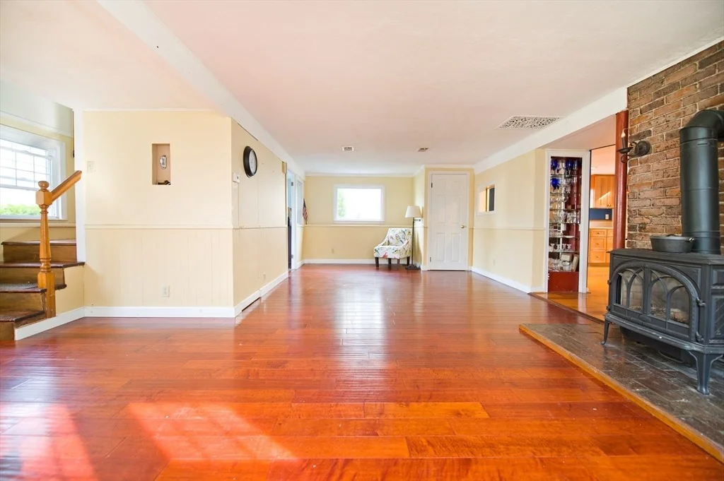 Photo of 38 Kimball Beach Rd