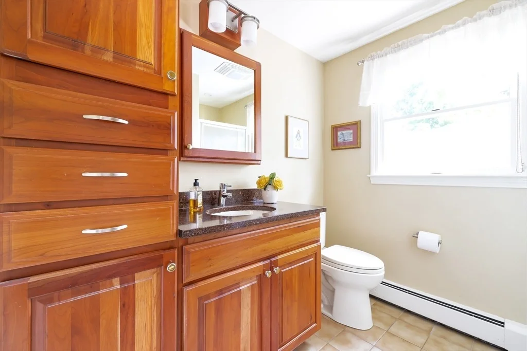 Photo of 28 Cottage St