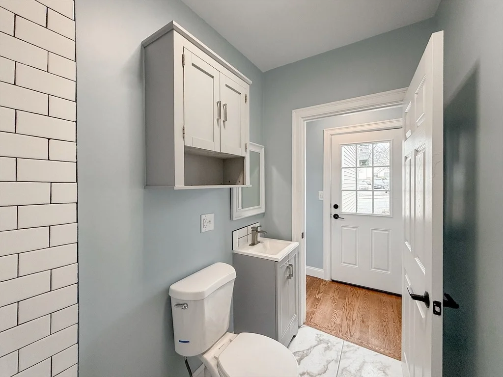 Photo of 463 Central St