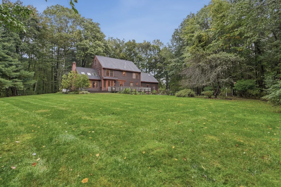 Photo of 9 Fox Run Dr