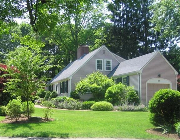 Photo of 47 Cottage St