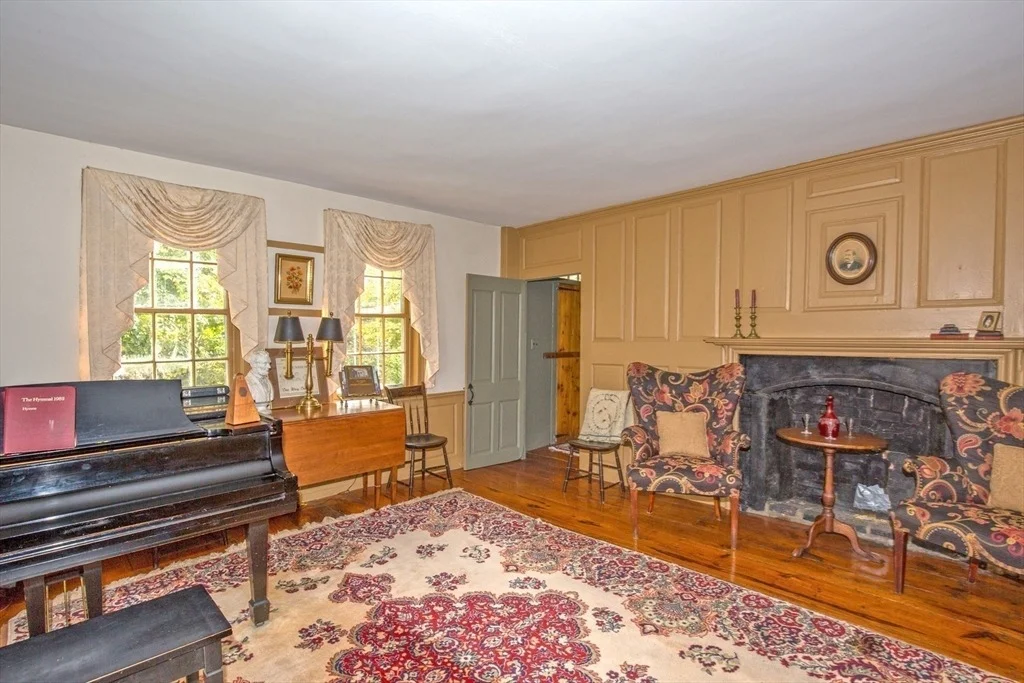 Photo of 162 Boston Rd