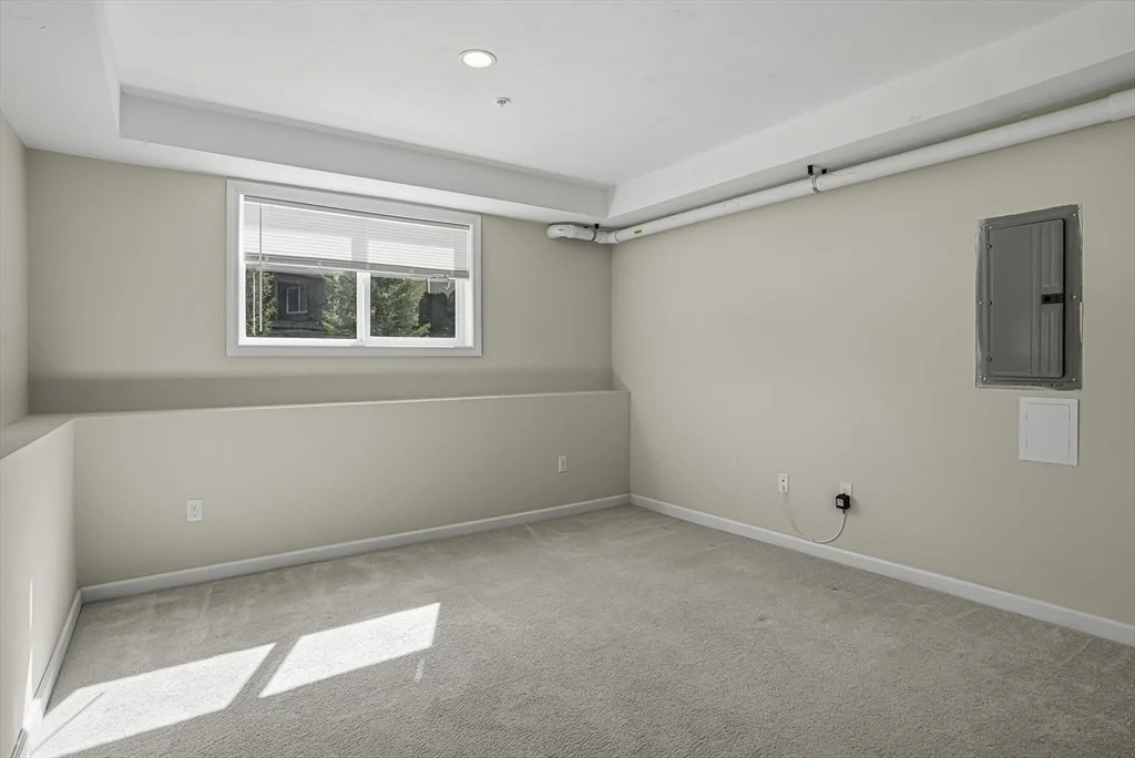 Photo of Unit 4 at 4 John Hancock Dr