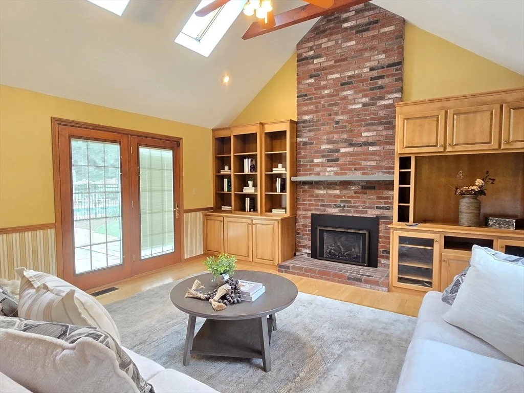 Photo of 42 Wayside Ln
