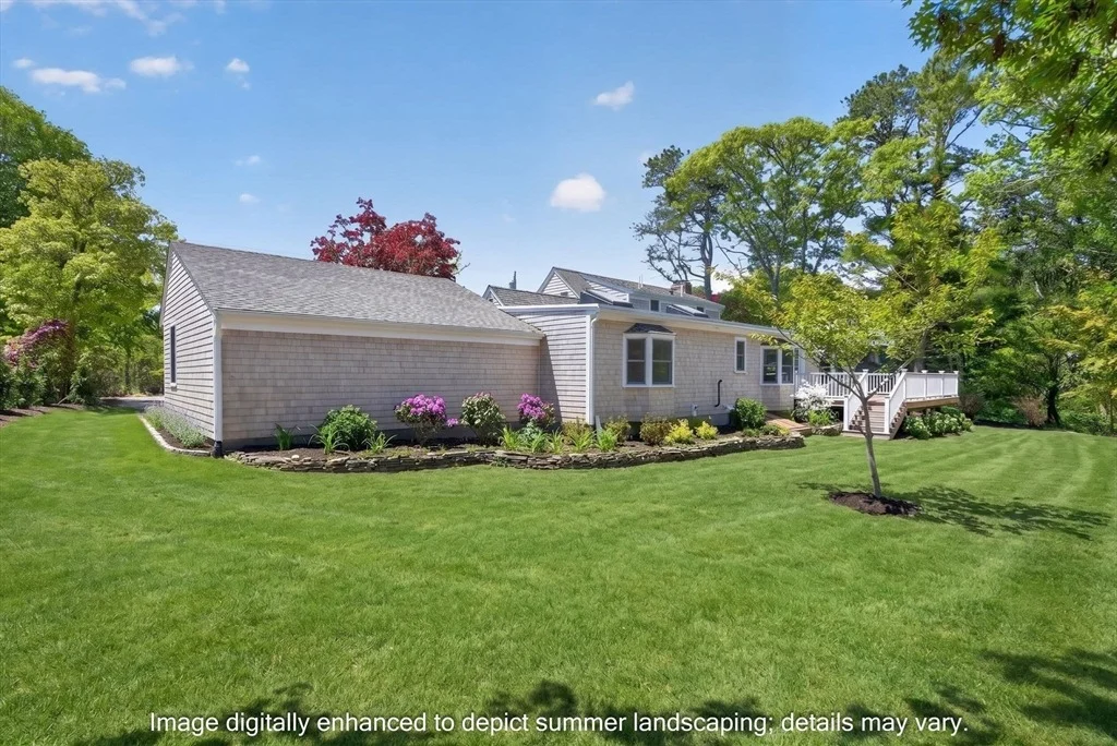 Photo of 333 Old Comers Rd