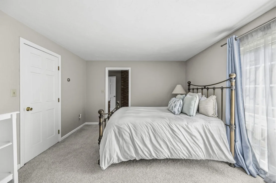Photo of 3 Blue Sky Drive