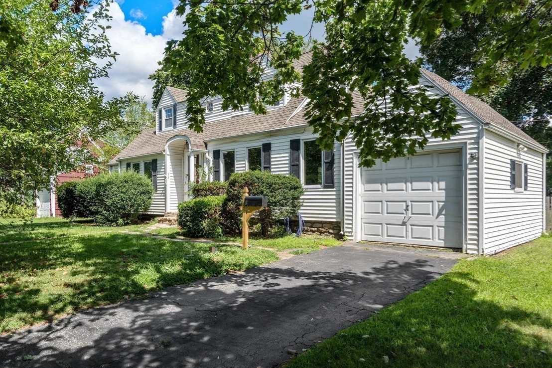Photo of 515 Lake Avenue