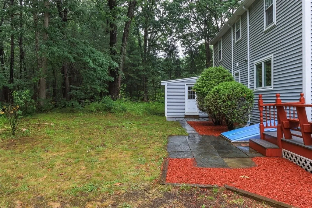 Photo of 551 Old Dunstable Road
