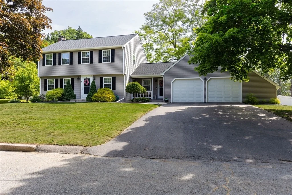 Photo of 43 Saddle Drive