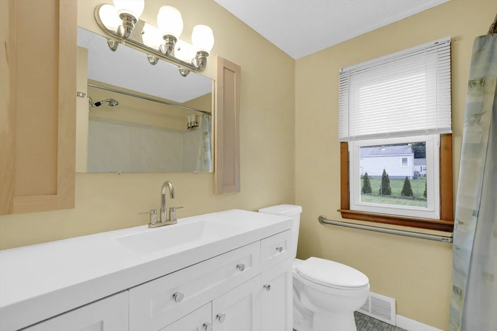 Photo of 45 Juniper Dr