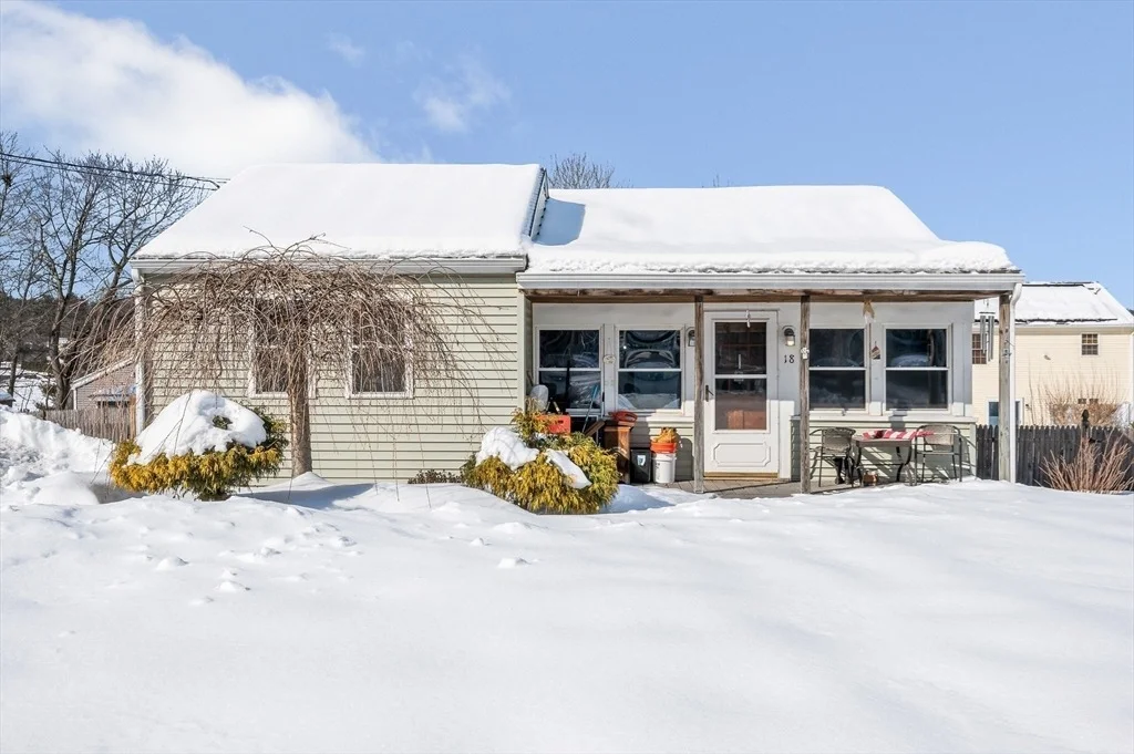 Photo of 18 A St