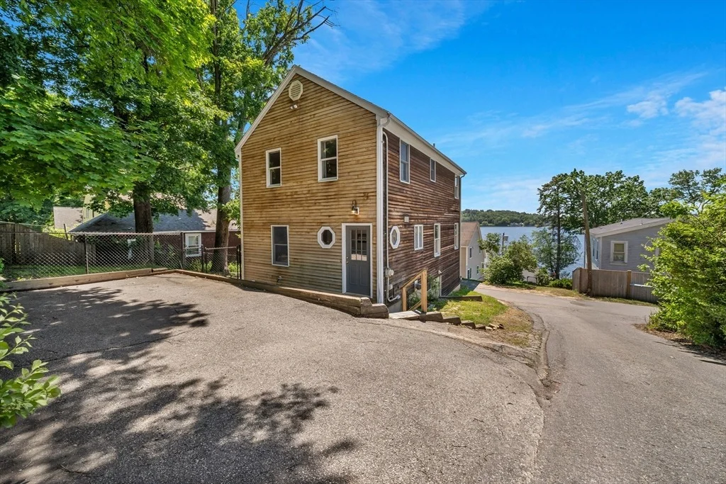 Photo of 11 Beech Ln
