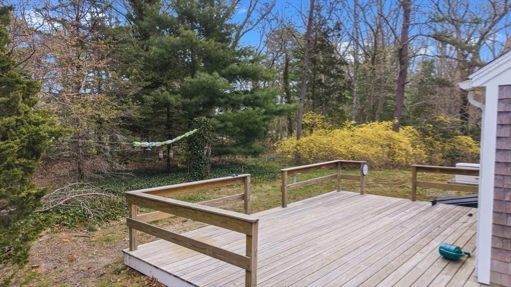 Photo of 84 Hinckley Cir