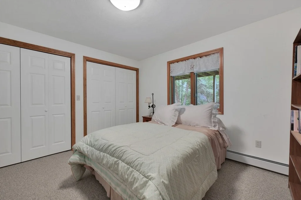 Photo of 54 Shoreline Dr