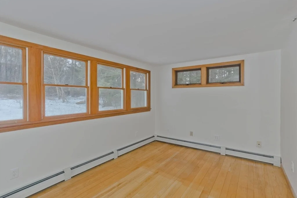 Photo of 94 Amherst Rd