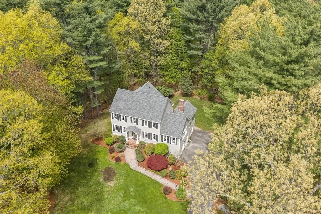 Photo of 25 Whitney Lane