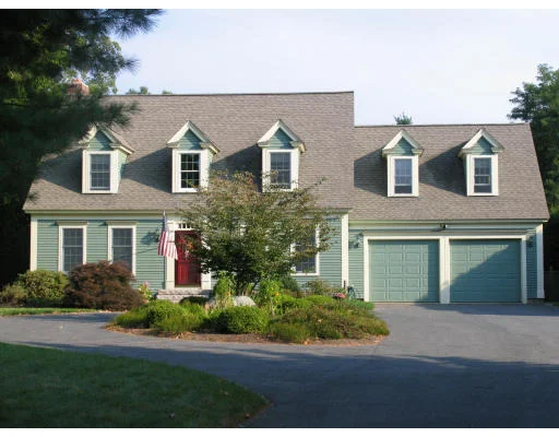 Photo of 17 Main Cir