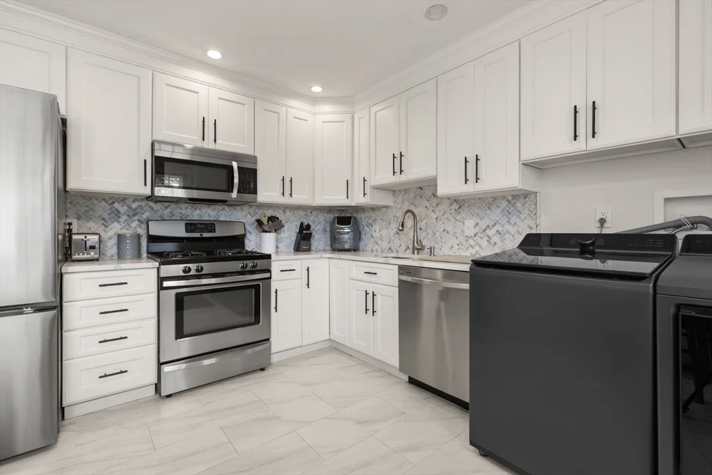 Photo of 8 Viking Drive