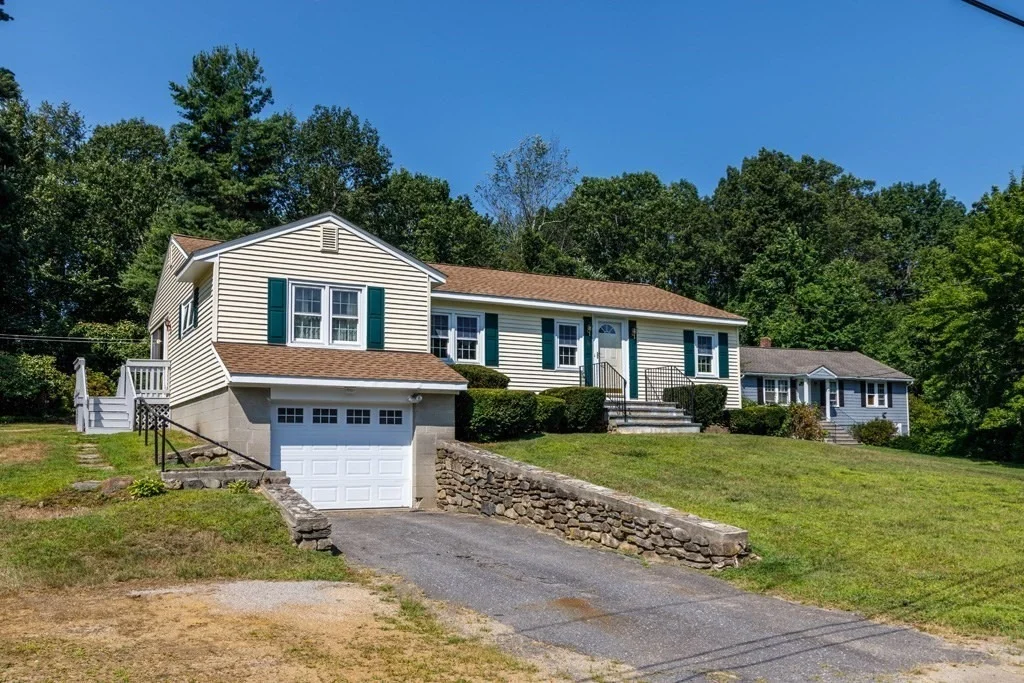 Photo of 54 Putnam Lane